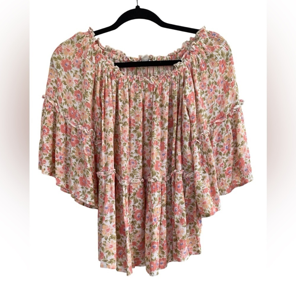American Eagle Outfitters Floral Blouse in Pink and Green